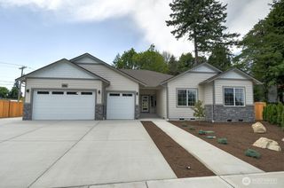 11329 Elks Landing Court SE, Yelm, WA 98597
