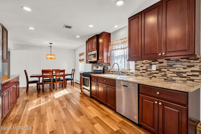 553 Vaughn Avenue, Forked River, NJ 08731