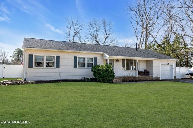 553 Vaughn Avenue, Forked River, NJ 08731