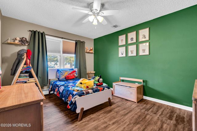 553 Vaughn Avenue, Forked River, NJ 08731