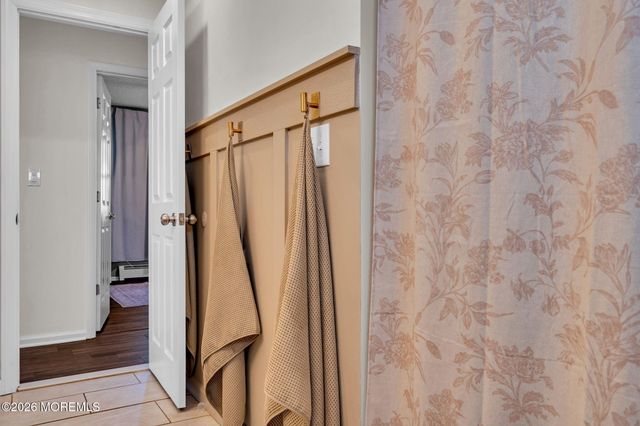 553 Vaughn Avenue, Forked River, NJ 08731