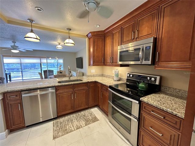 4040 IRONWOOD CIRCLE 404F, Bradenton, FL 34209