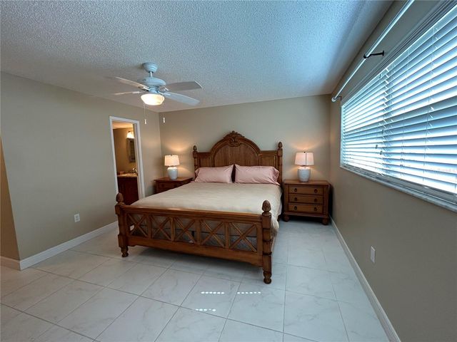 4040 IRONWOOD CIRCLE 404F, Bradenton, FL 34209
