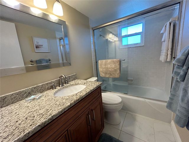 4040 IRONWOOD CIRCLE 404F, Bradenton, FL 34209