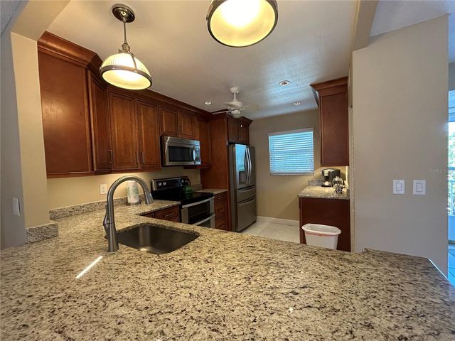 4040 IRONWOOD CIRCLE 404F, Bradenton, FL 34209