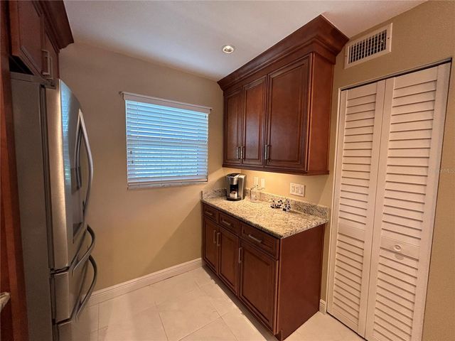 4040 IRONWOOD CIRCLE 404F, Bradenton, FL 34209