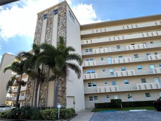 4040 IRONWOOD CIRCLE 404F, Bradenton, FL 34209