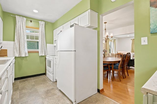 2116 Southeast Boulevard, Evansville, IN 47714