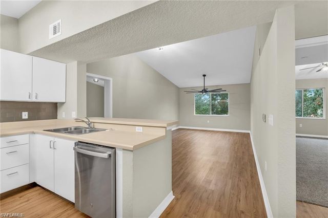 8271 Key Royal CIR 932, Naples, FL 34119