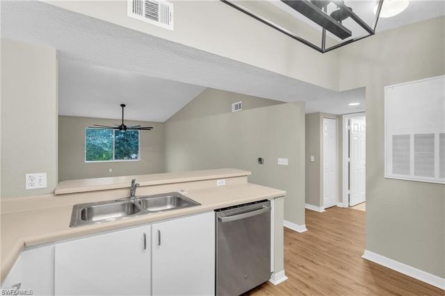 8271 Key Royal CIR 932, Naples, FL 34119