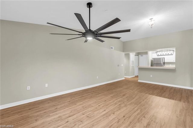 8271 Key Royal CIR 932, Naples, FL 34119
