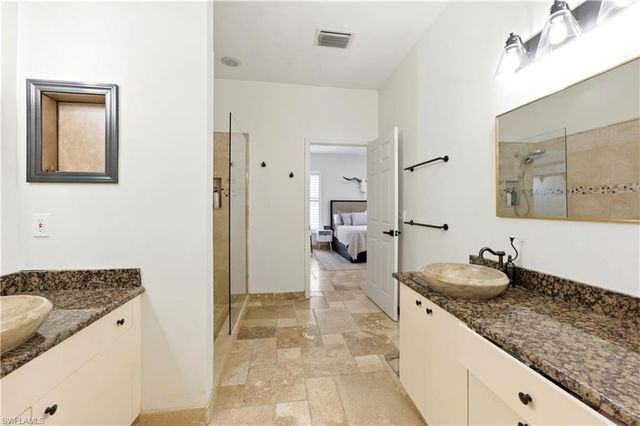 415 Crossfield CIR 81, Naples, FL 34104