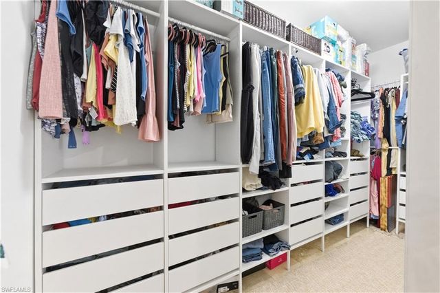 415 Crossfield CIR 81, Naples, FL 34104