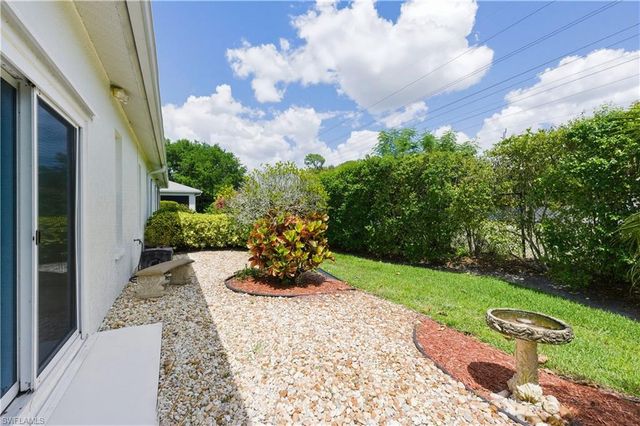 415 Crossfield CIR 81, Naples, FL 34104