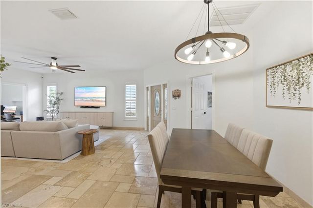 415 Crossfield CIR 81, Naples, FL 34104