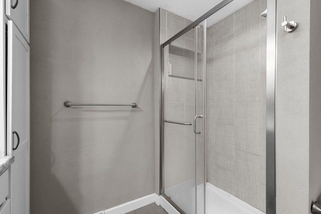 11 HILLTOP COURT, Appleton, WI 54914