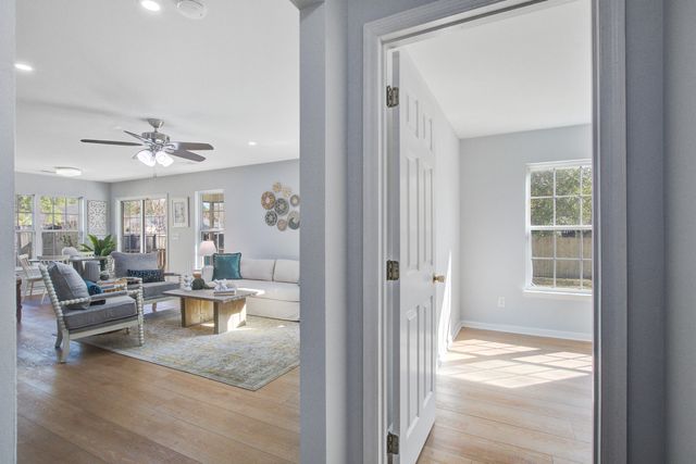 118 Mockernut Drive, Ladson, SC 29456