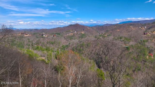 4 Headrick Lead, Sevierville, TN 37862