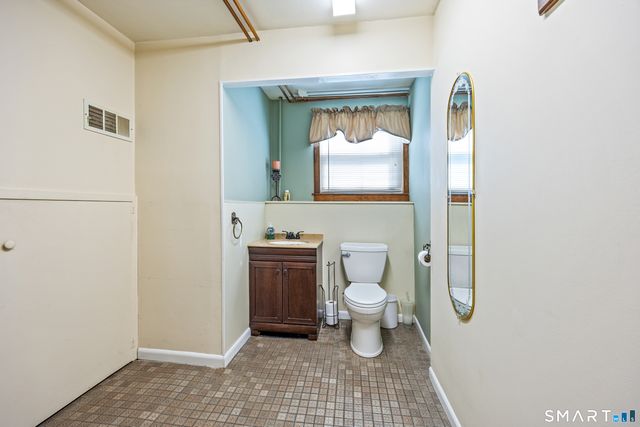 32 Moreland Avenue, Watertown, CT 06779