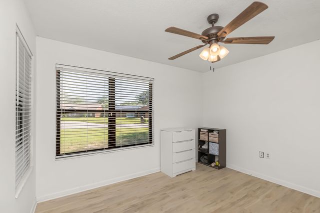 2008 Plumosa Palm Drive, Niceville, FL 32578