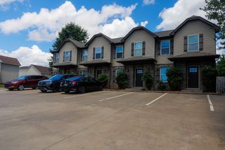 1775 Spring Water Dr, Clarksville, TN 37040