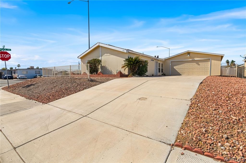 1745 Lynn Drive, Bullhead City, AZ 86442