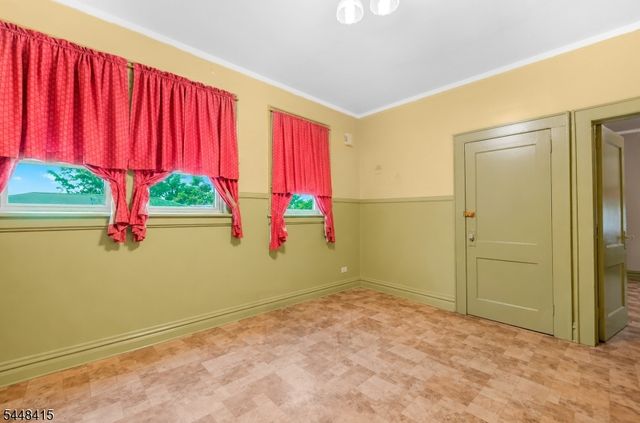 100 Hancox Ave, Nutley Twp., NJ 07110