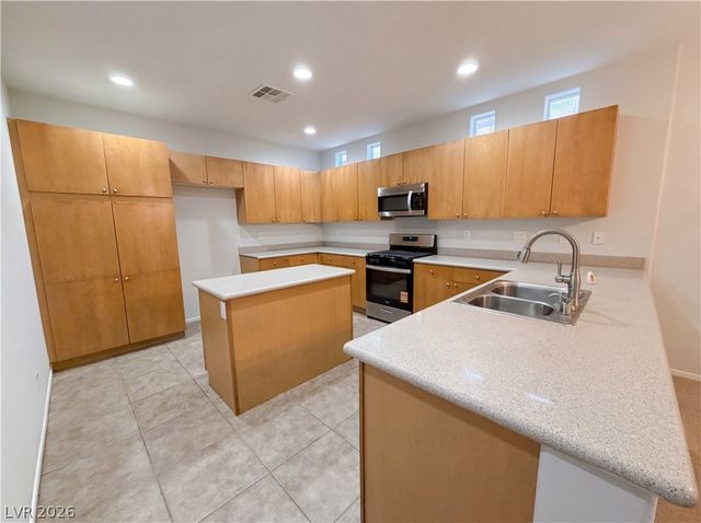 10552 Danielson Avenue, Las Vegas, NV 89129