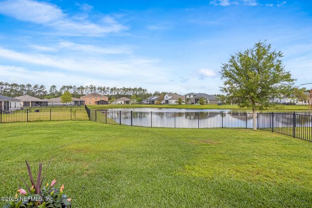 75013 GLEN SPRING Way, Yulee, FL 32097