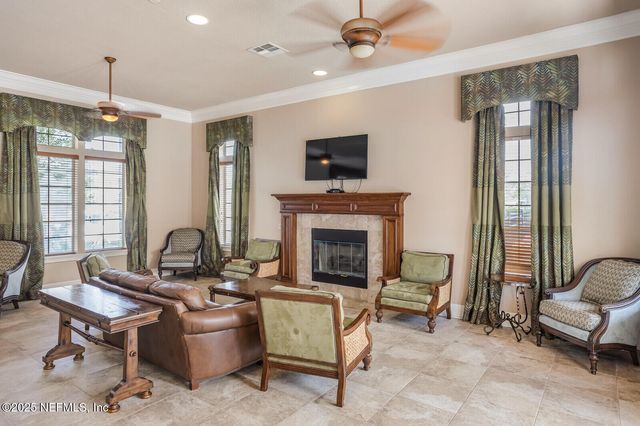 75013 GLEN SPRING Way, Yulee, FL 32097
