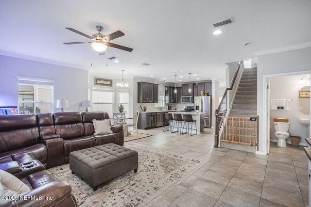 75013 GLEN SPRING Way, Yulee, FL 32097