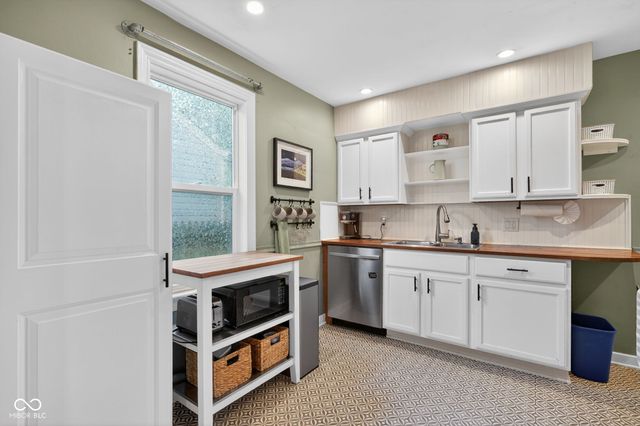 5118 Rosslyn Avenue, Indianapolis, IN 46205