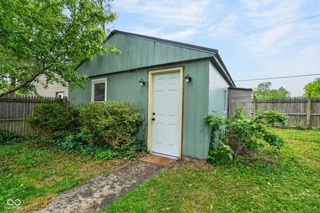 5118 Rosslyn Avenue, Indianapolis, IN 46205