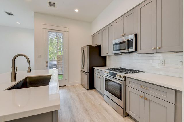 2623 Judiway Street, Houston, TX 77018