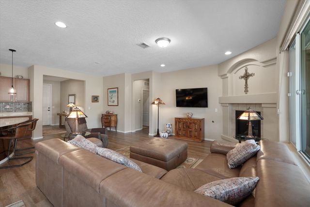 1805 Pebble Creek Trail NW, Albuquerque, NM 87120