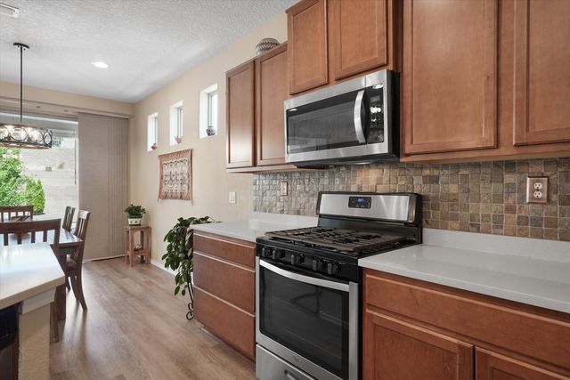 1805 Pebble Creek Trail NW, Albuquerque, NM 87120