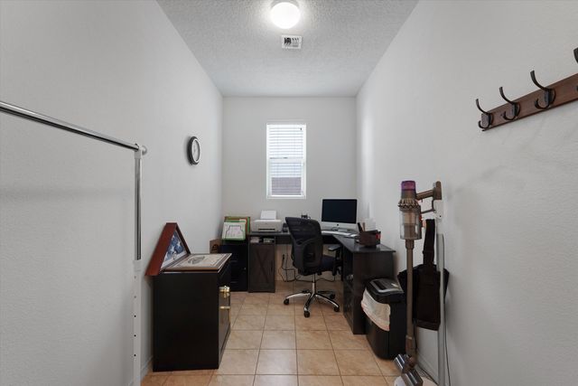 1805 Pebble Creek Trail NW, Albuquerque, NM 87120