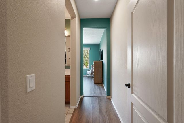 1805 Pebble Creek Trail NW, Albuquerque, NM 87120
