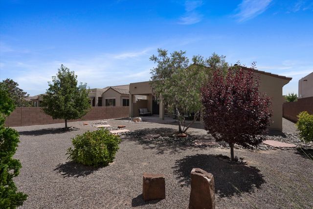 1805 Pebble Creek Trail NW, Albuquerque, NM 87120