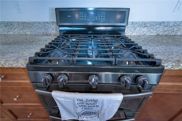 1530 Village Green Way, Beaumont, CA 92223