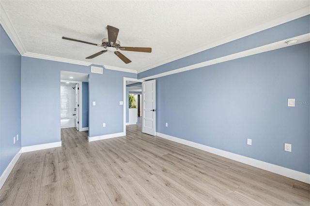 7520 SUNSHINE SKYWAY LANE S T22, St Petersburg, FL 33711