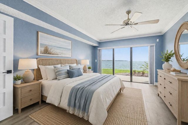 7520 SUNSHINE SKYWAY LANE S T22, St Petersburg, FL 33711
