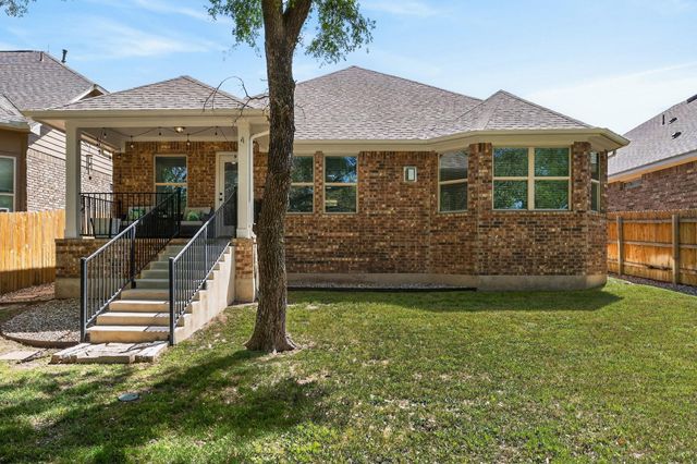 1665 Oyster CRK, Buda, TX 78610