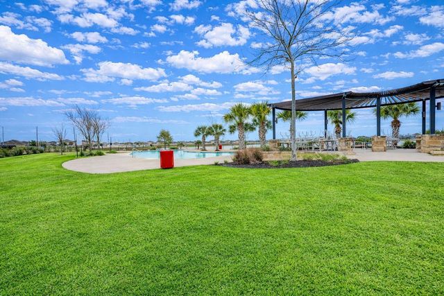 9443 Sky Blue Drive, Rosharon, TX 77583