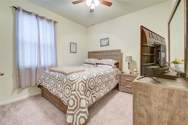 9443 Sky Blue Drive, Rosharon, TX 77583