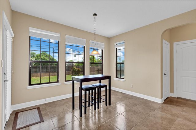 301 Wye Oak ST, Austin, TX 78748