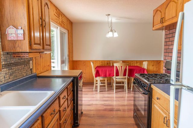 6071 45th Street N, Oakdale, MN 55128