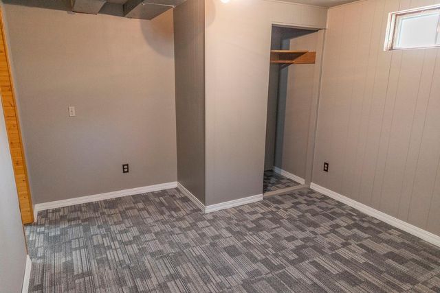 6071 45th Street N, Oakdale, MN 55128