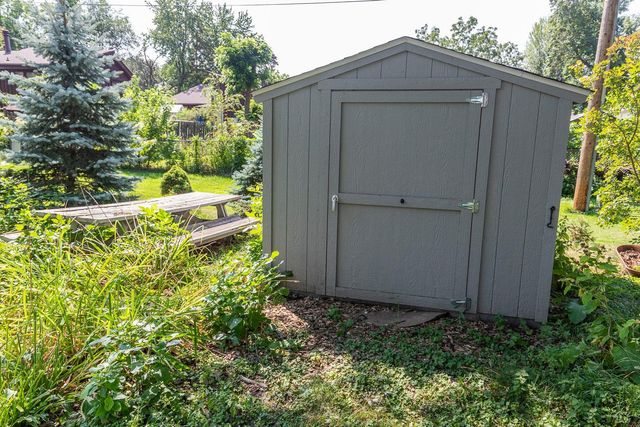 6071 45th Street N, Oakdale, MN 55128
