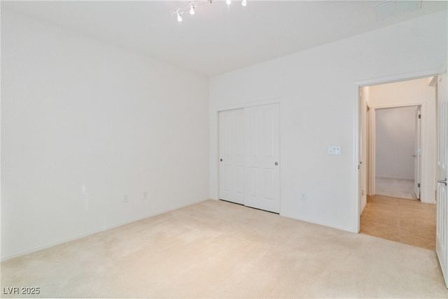 7922 Crested Starling Court, North Las Vegas, NV 89084